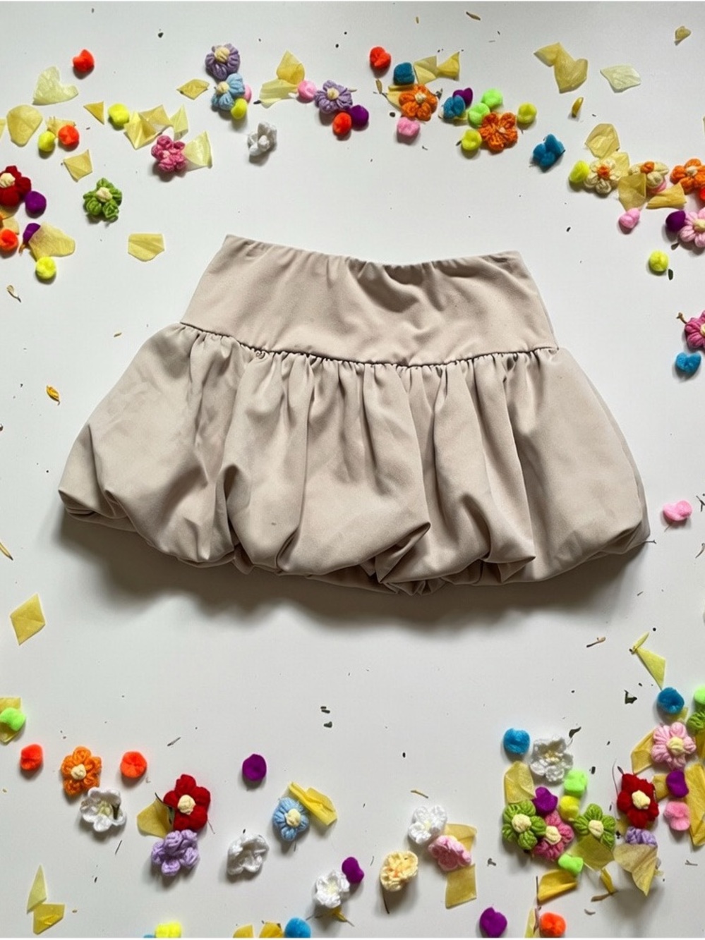 SHEIN Cream Bubble Mini Skirt with Gathered Waist